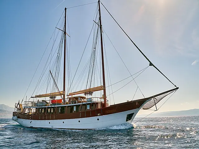 Motorsailer Romanca